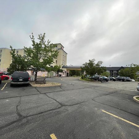 Airport Lodging Pittsburgh Airport Hotel Coraopolis Exterior photo