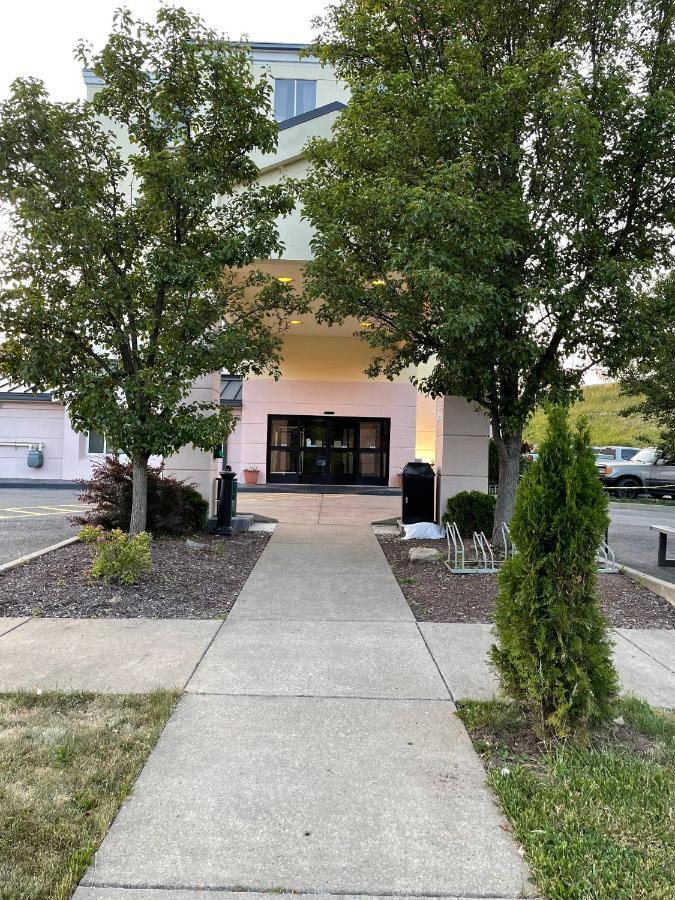 Airport Lodging Pittsburgh Airport Hotel Coraopolis Exterior photo